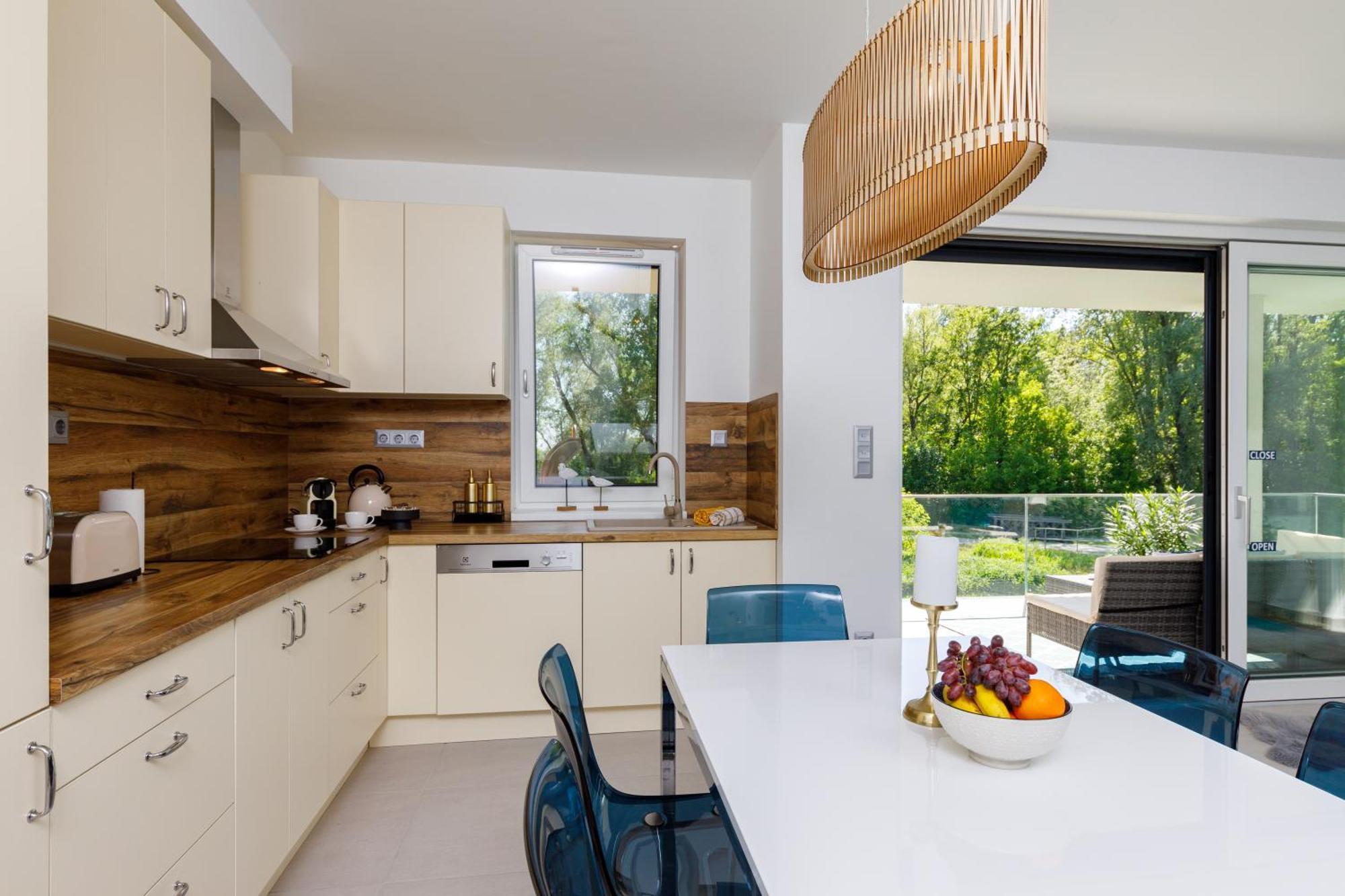 Blue4 Apartment Balatonfůzfő Zewnętrze zdjęcie