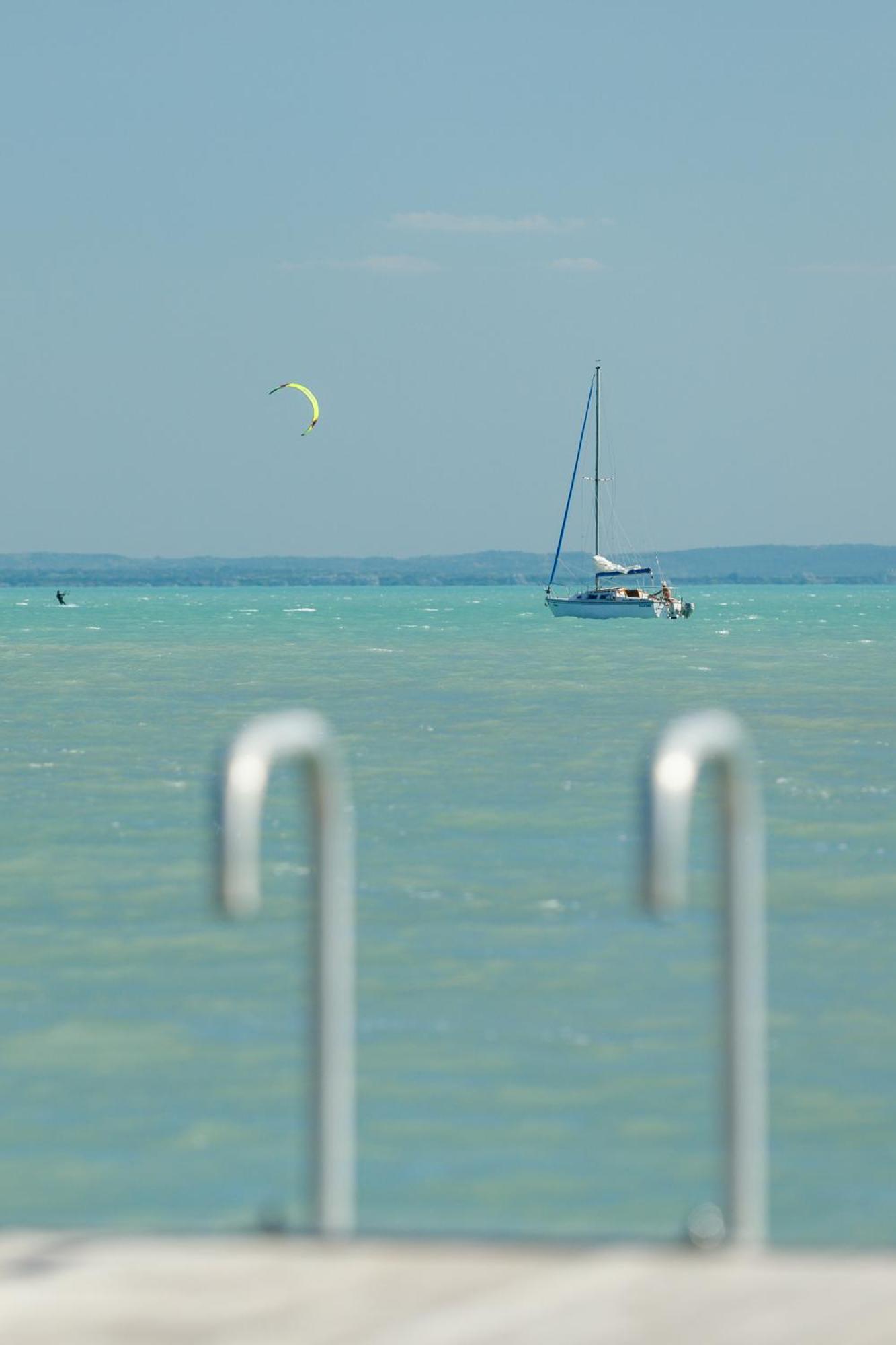 Blue4 Apartment Balatonfůzfő Zewnętrze zdjęcie